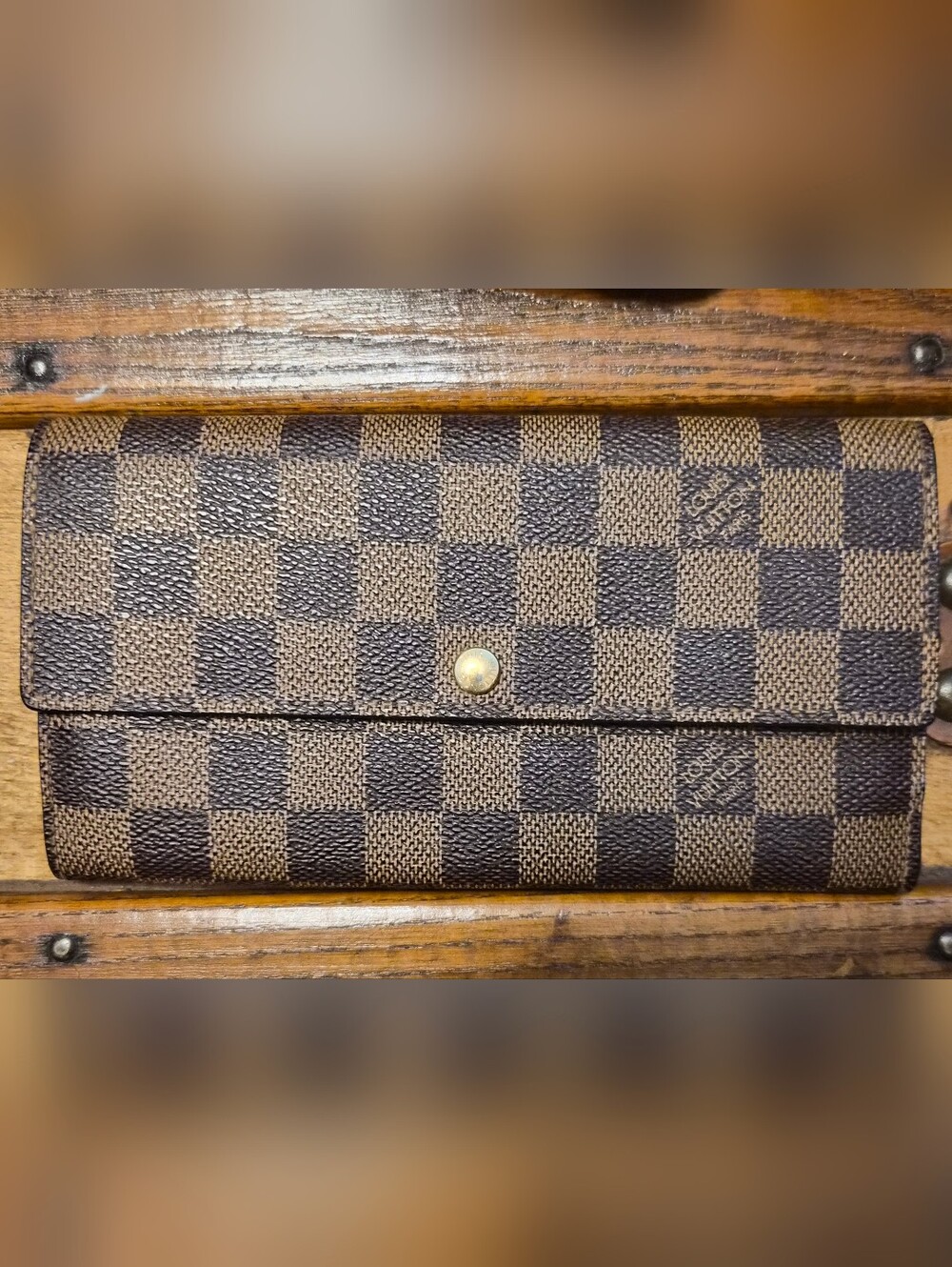 Louis Vuitton Damier Eben Long Snap Wallet EUC!!! 100% Authentic